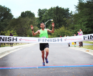 Jarrod Brennet wins 2015 5K