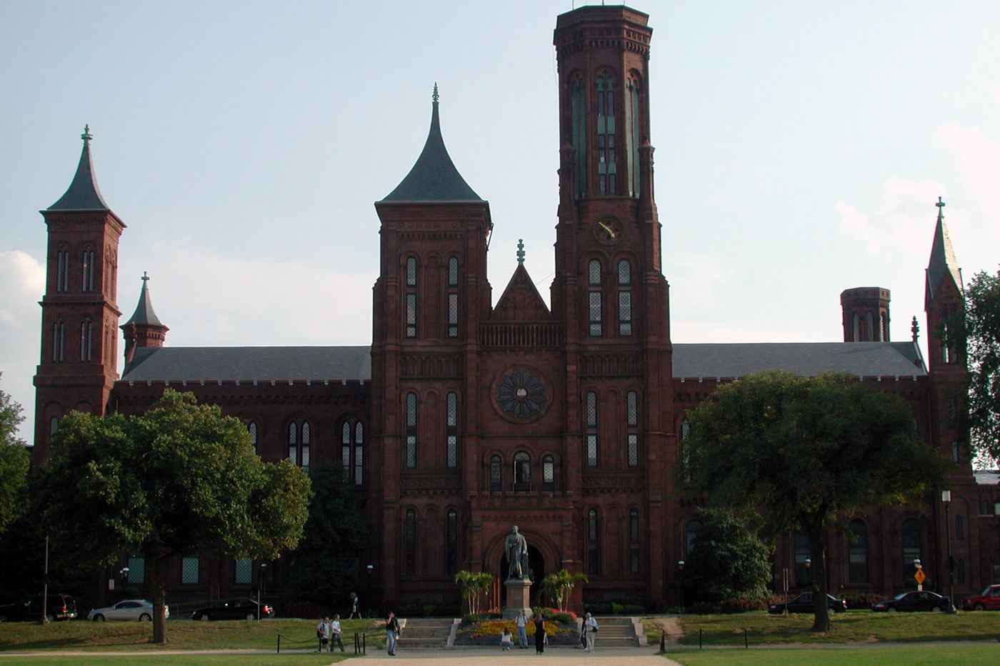 Smithsonian and National Gallery held on as long as they could, but they’re closed